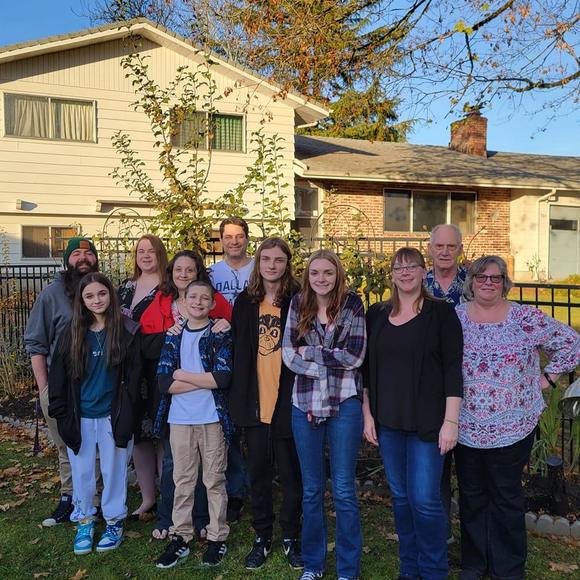 Meet your Posher, Debbie - Picture 1 of 1